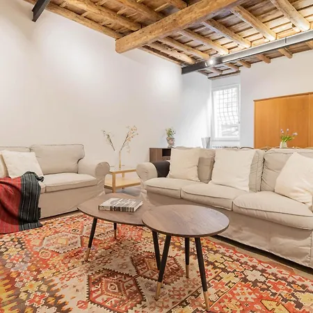 Trilussa Spacious Apartment