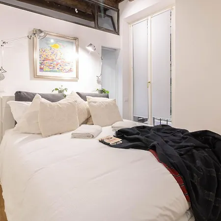 아파트 Trilussa Spacious *